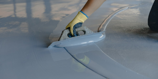 Trabajos Verticales en Fachadas de Edificios / Viviendas Ciudad Lineal · Pintura y Pavimentos para Pintar Garajes y Parkings